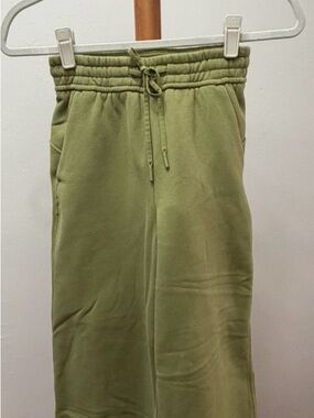 Lululemon Loungeful High Rise Wide Leg Crop Bronze Green Size 0